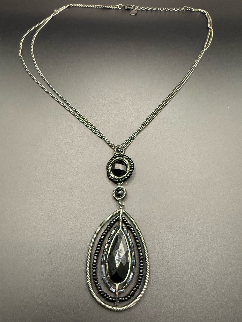 Vida Black and Silver Tone Teardrop Pendant Necklace